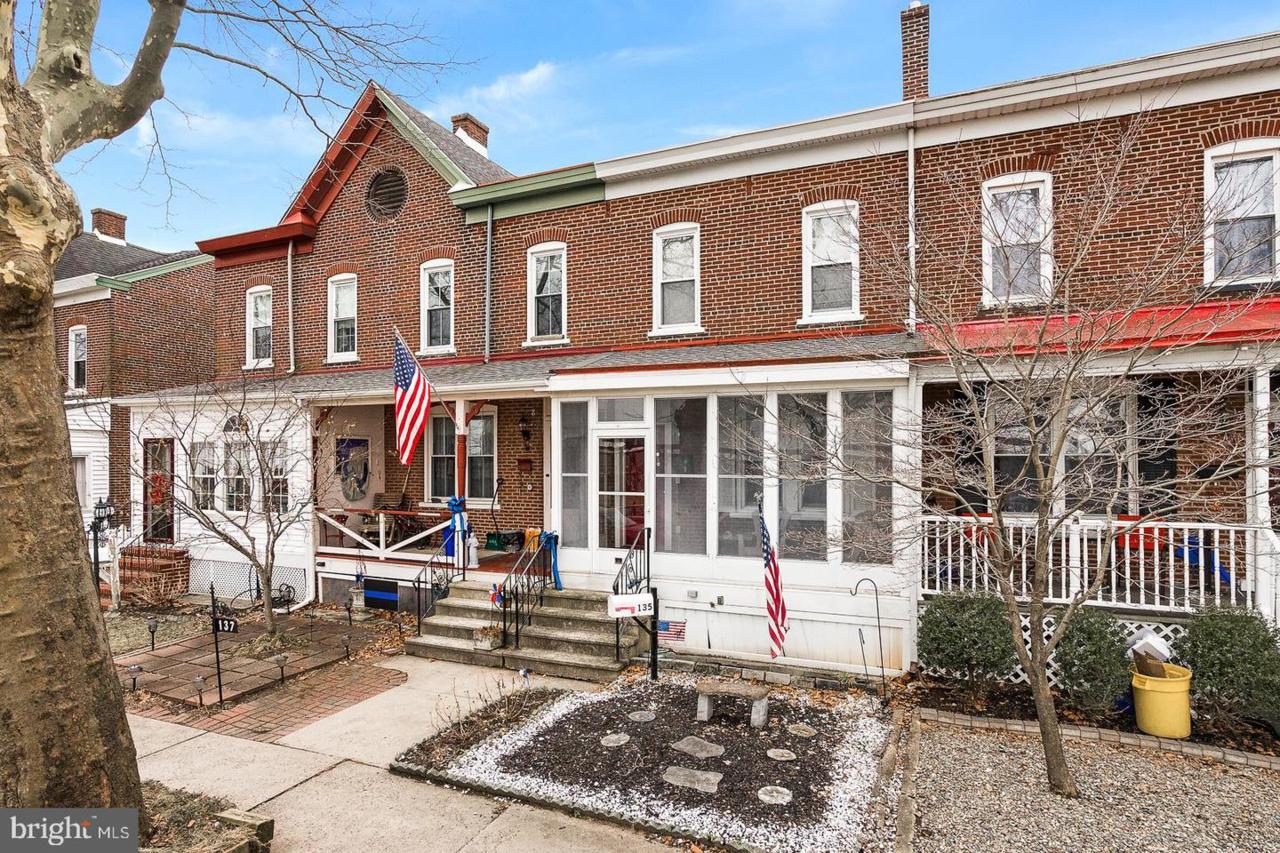135 2ND Avenue - Photo 1