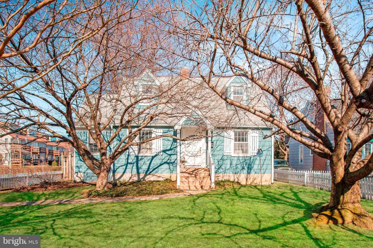 501 First Street - Photo 1