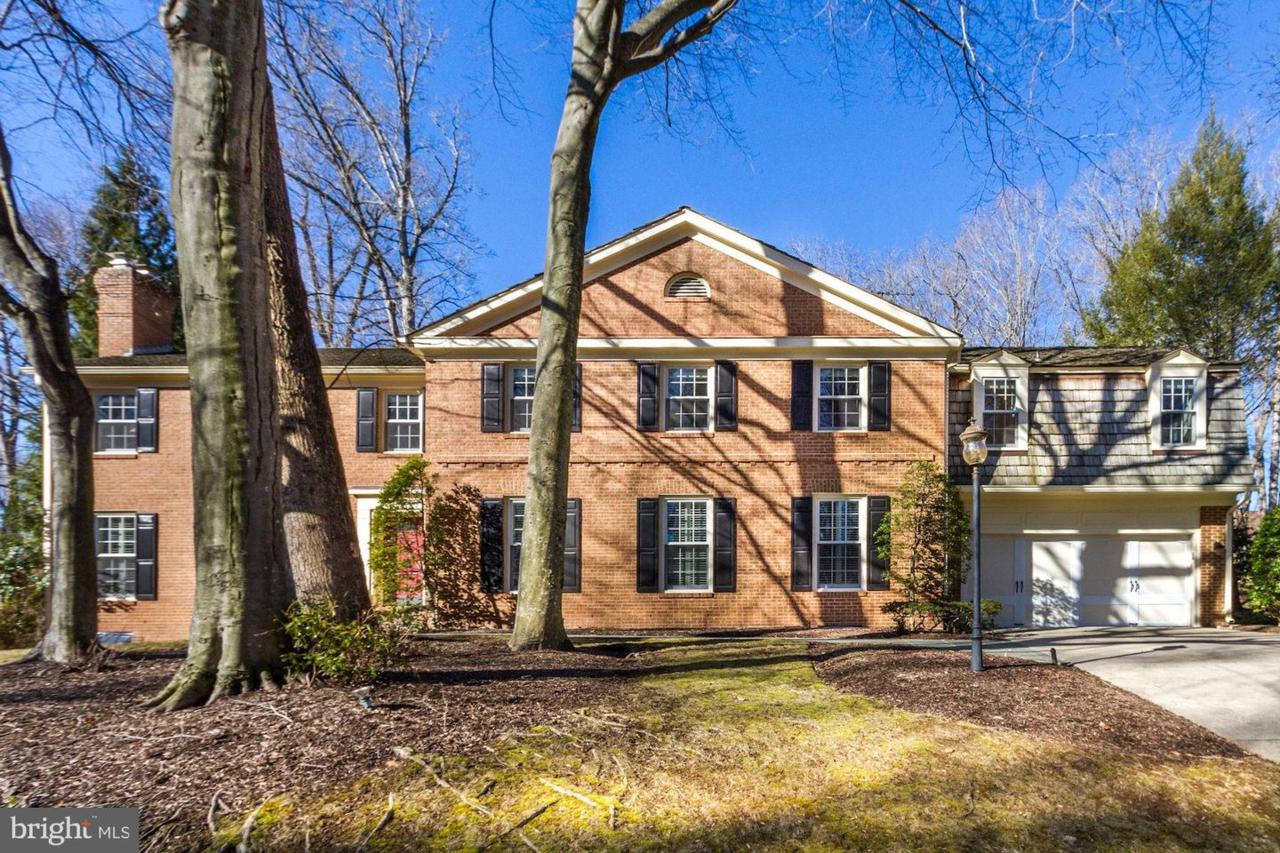 7708 River Falls Drive - Photo 1