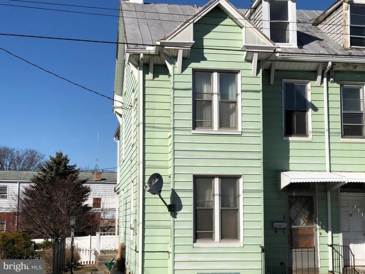 9 Simpson Street - Photo 1