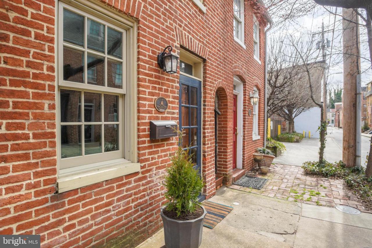 713 Bethel Street - Photo 1
