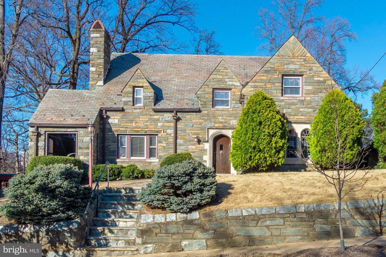 1373 Locust Road - Photo 1