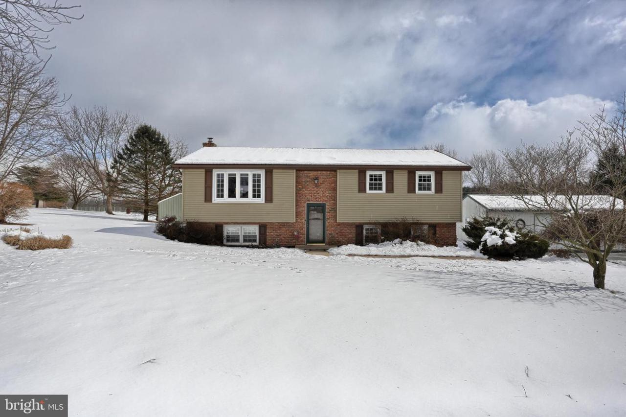 120 Sherri Drive - Photo 1