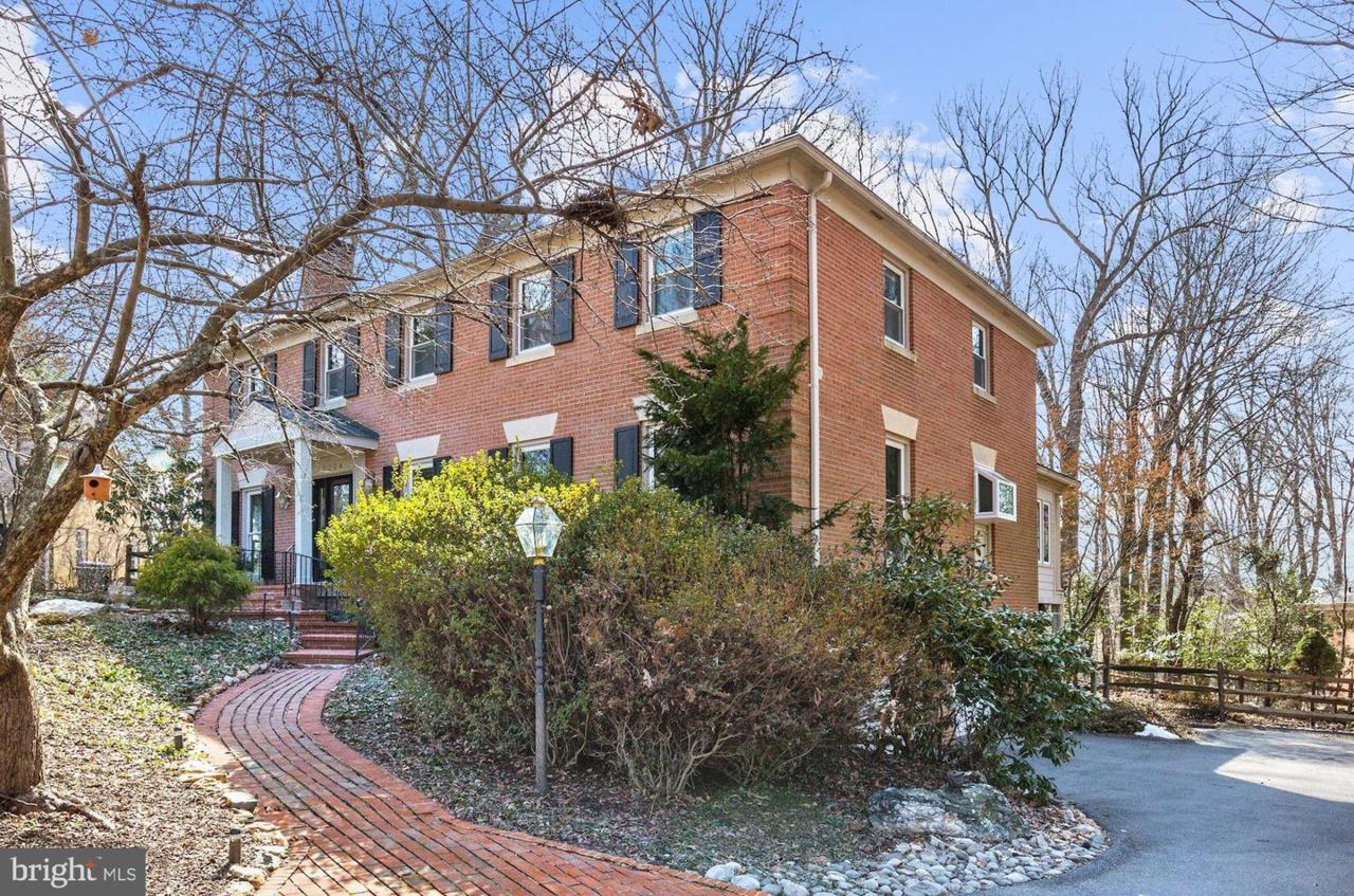 10004 Weatherwood Court - Photo 1