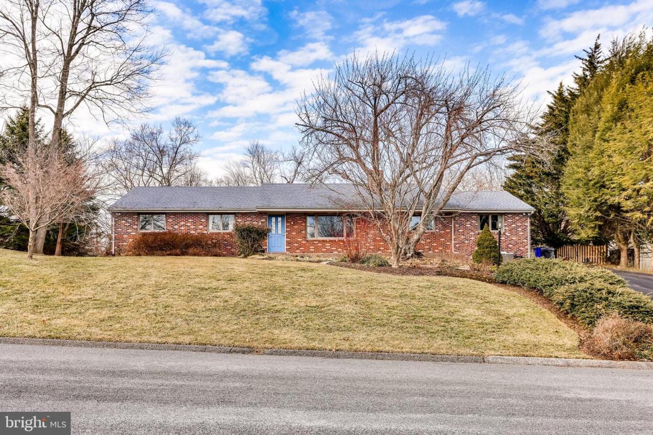 10212 Cabery Road - Photo 1