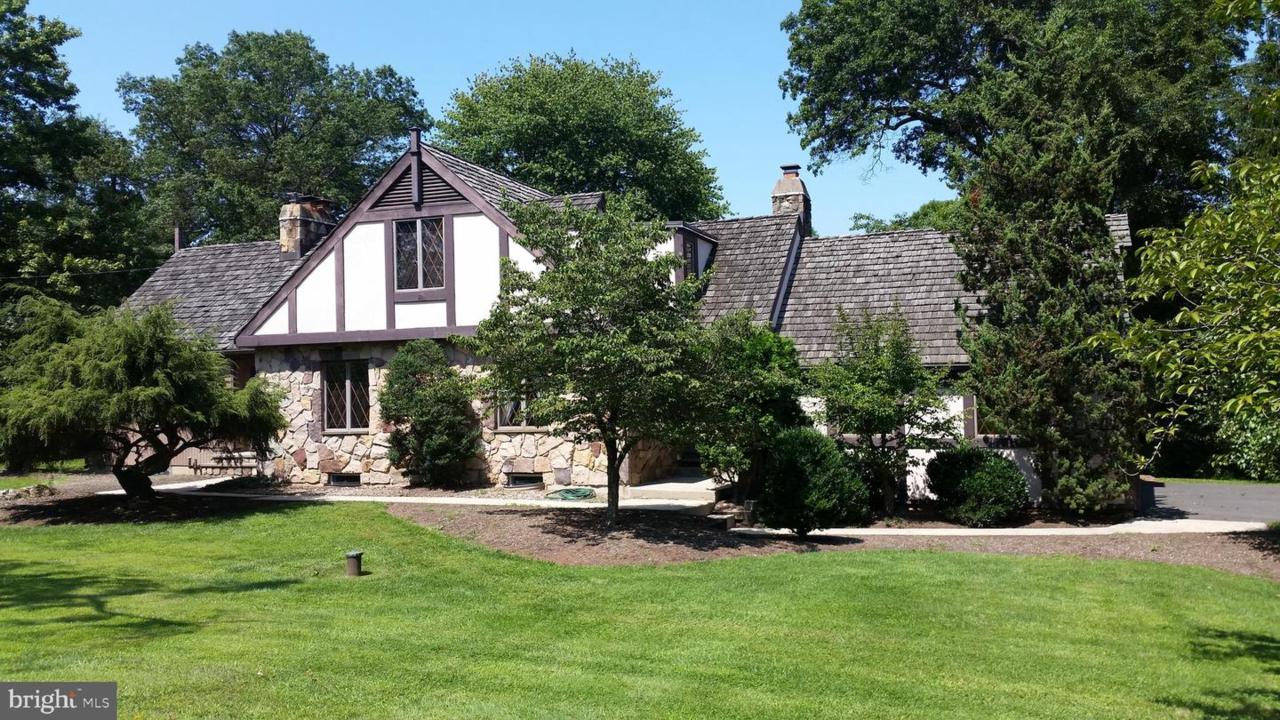 19 Meadow Lane - Photo 1