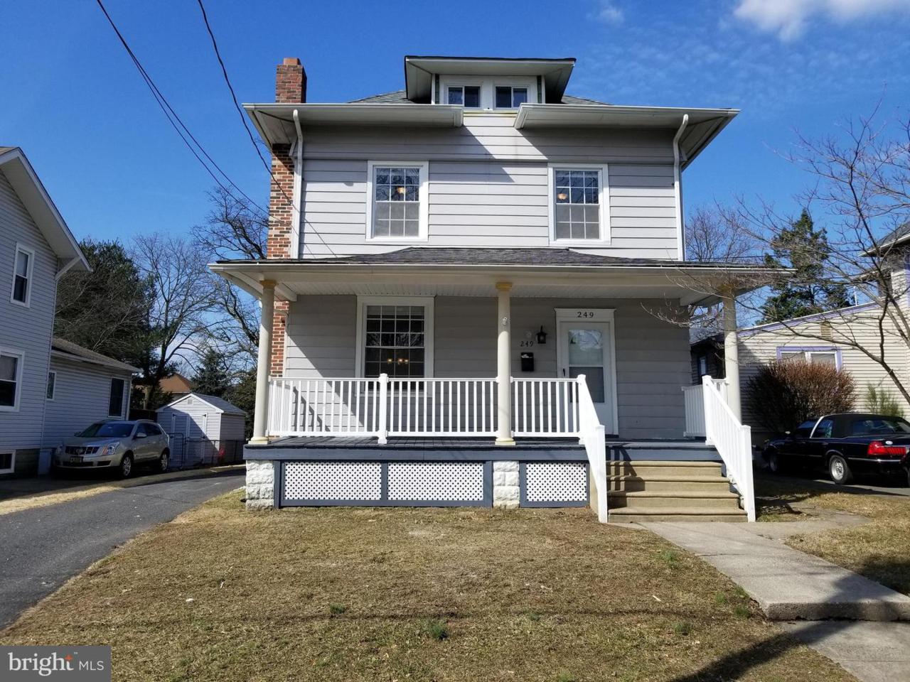 249 Graisbury Avenue - Photo 1