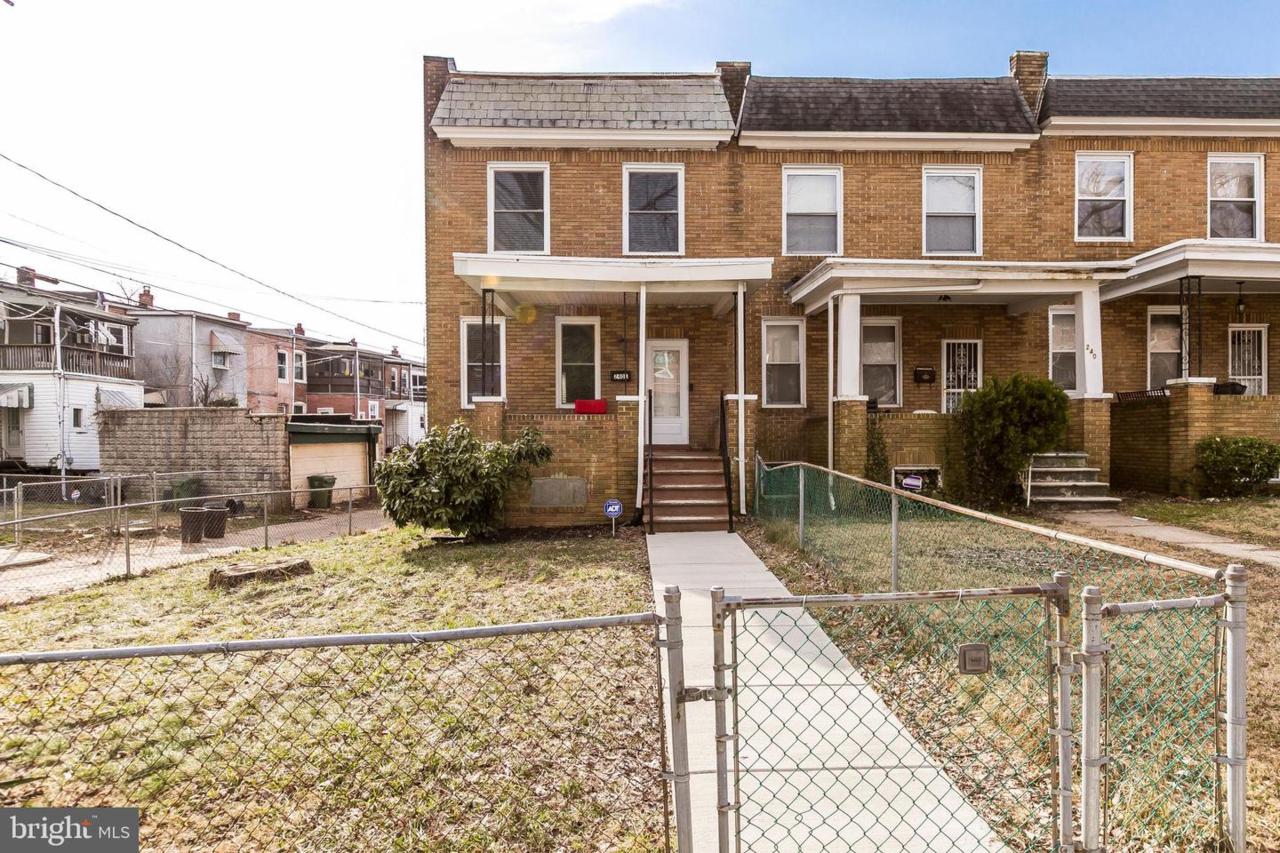 2401 Shirley Avenue - Photo 1