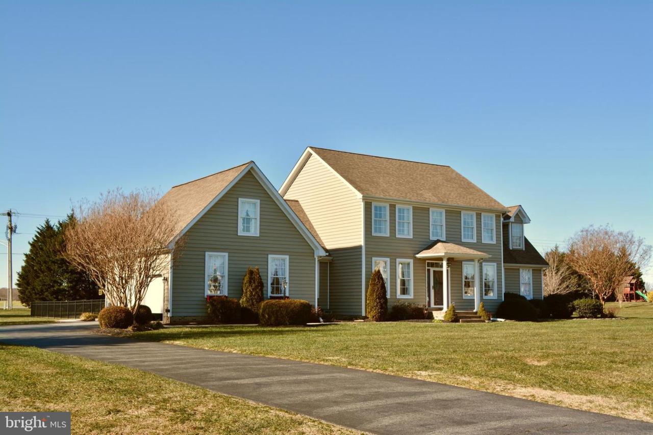 1172 Raven Circle - Photo 1