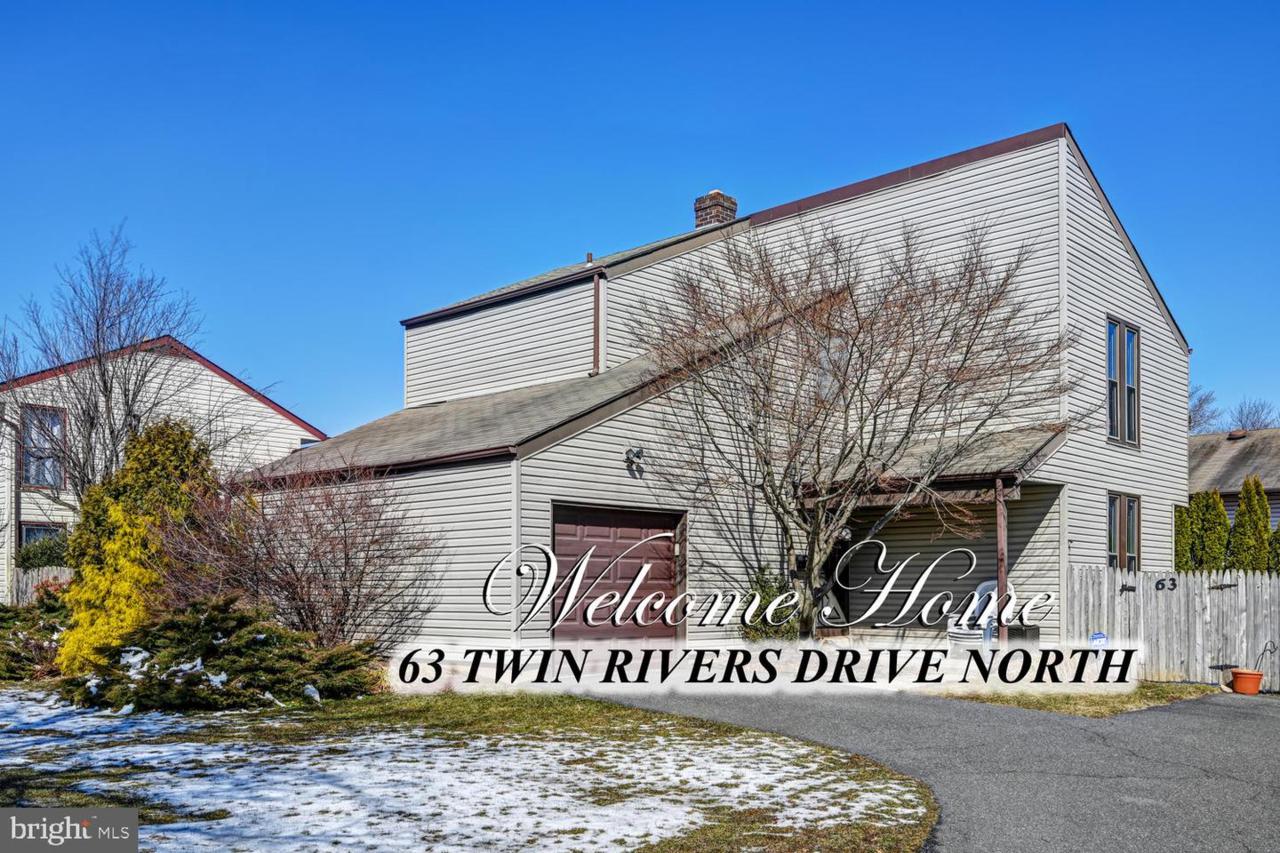 63 Twin Rivers Dr N - Photo 1
