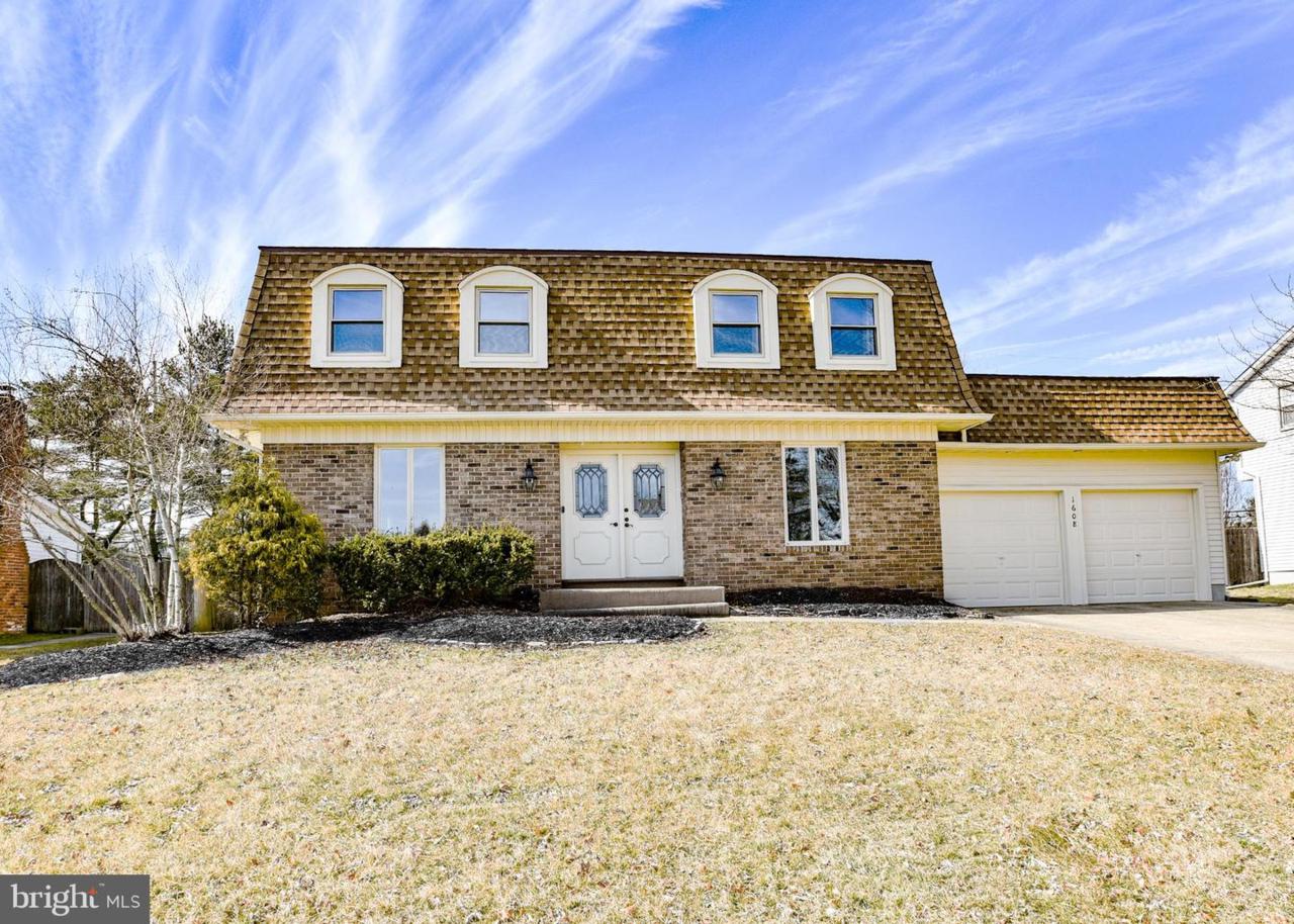 1608 Prince Drive - Photo 1