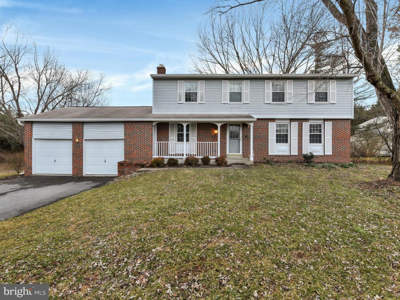 9816 Greenbrier Lane - Photo 1