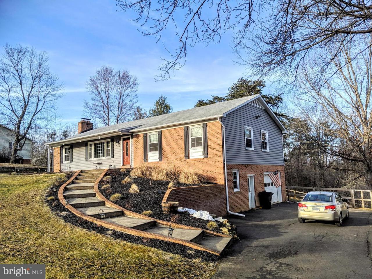5540 Oliver Lane - Photo 1