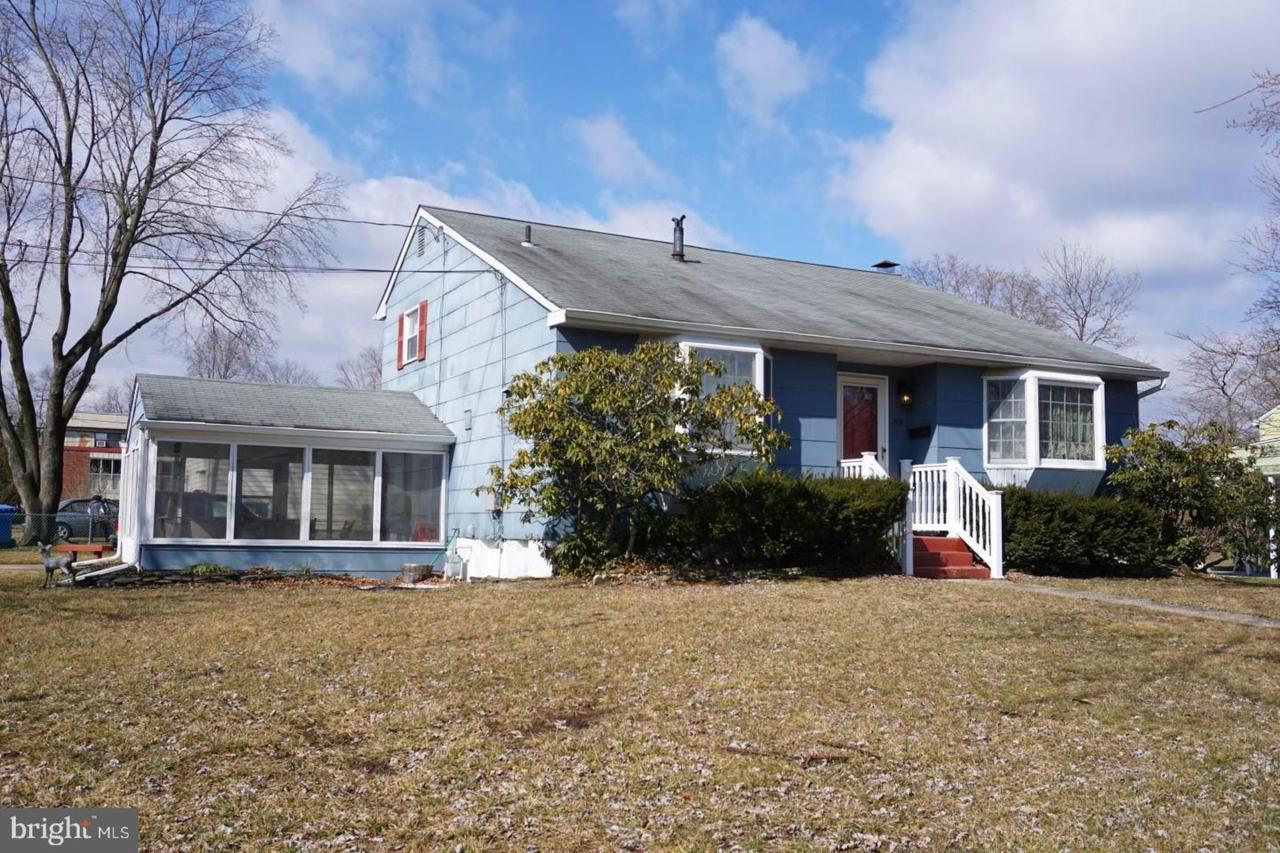 302 Palmwood Avenue - Photo 1