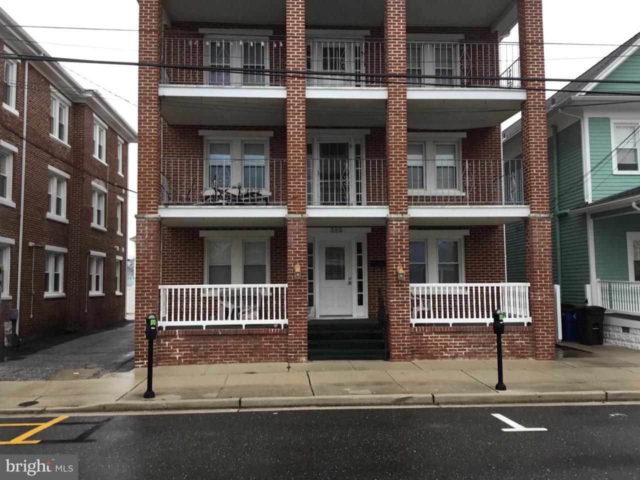 323 Maple Avenue - Photo 1