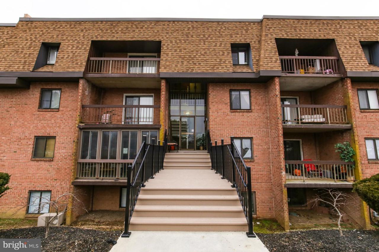 5419 Golfview Drive - Photo 1