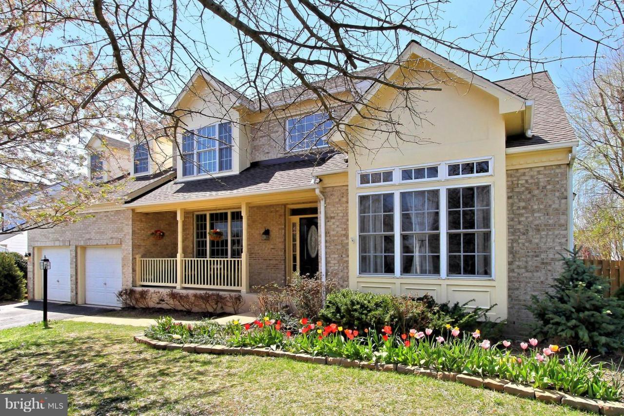 9381 Worthington Drive - Photo 1