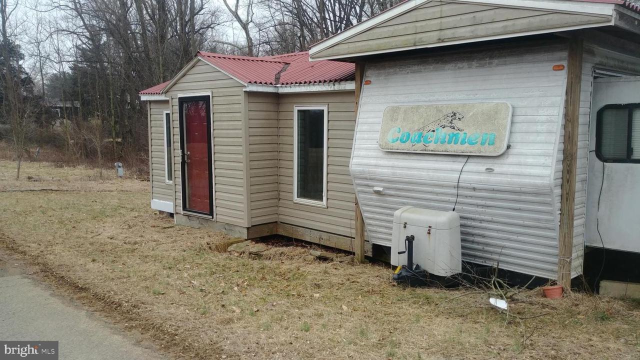 11-12 Mohawk Lane - Photo 1