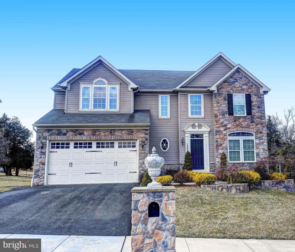 3608 Cogswell Court - Photo 1