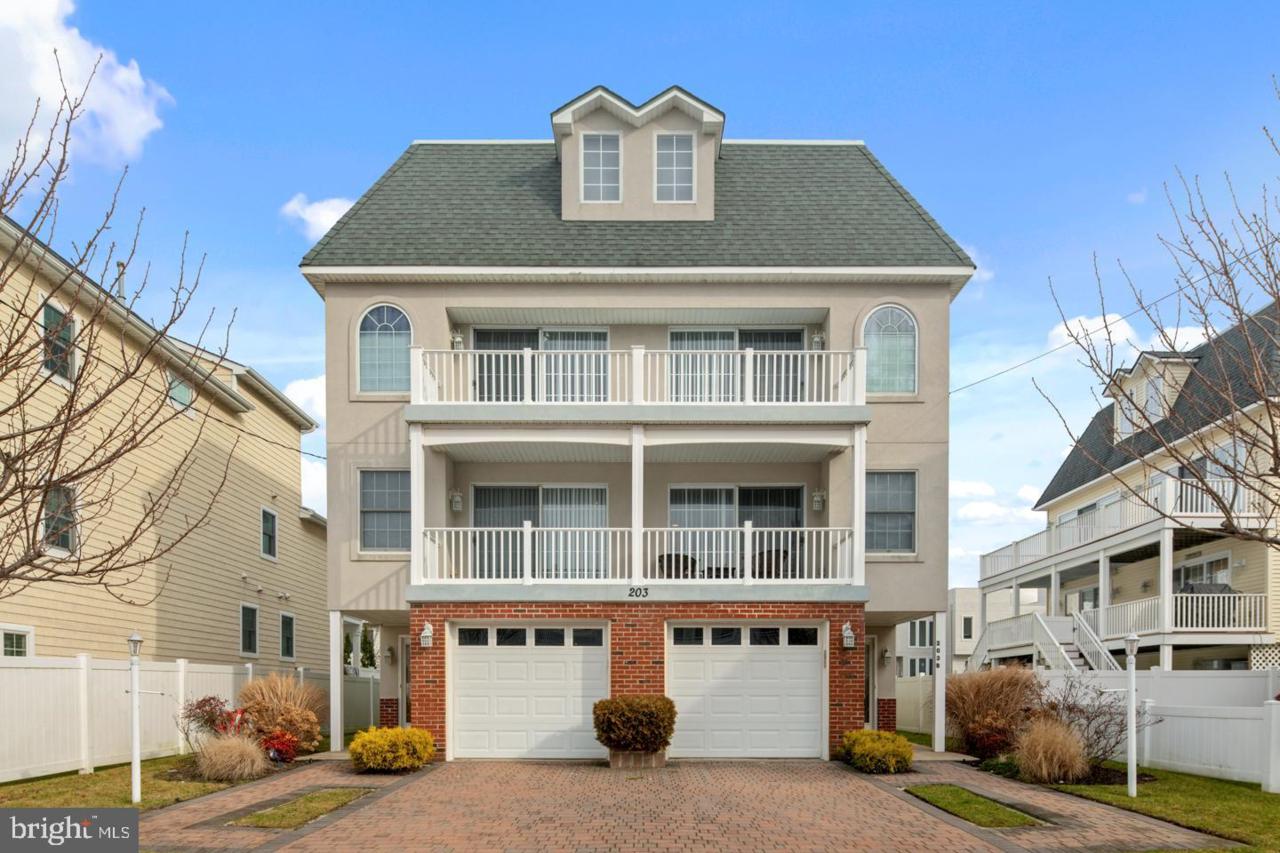 203 Jefferson Avenue - Photo 1