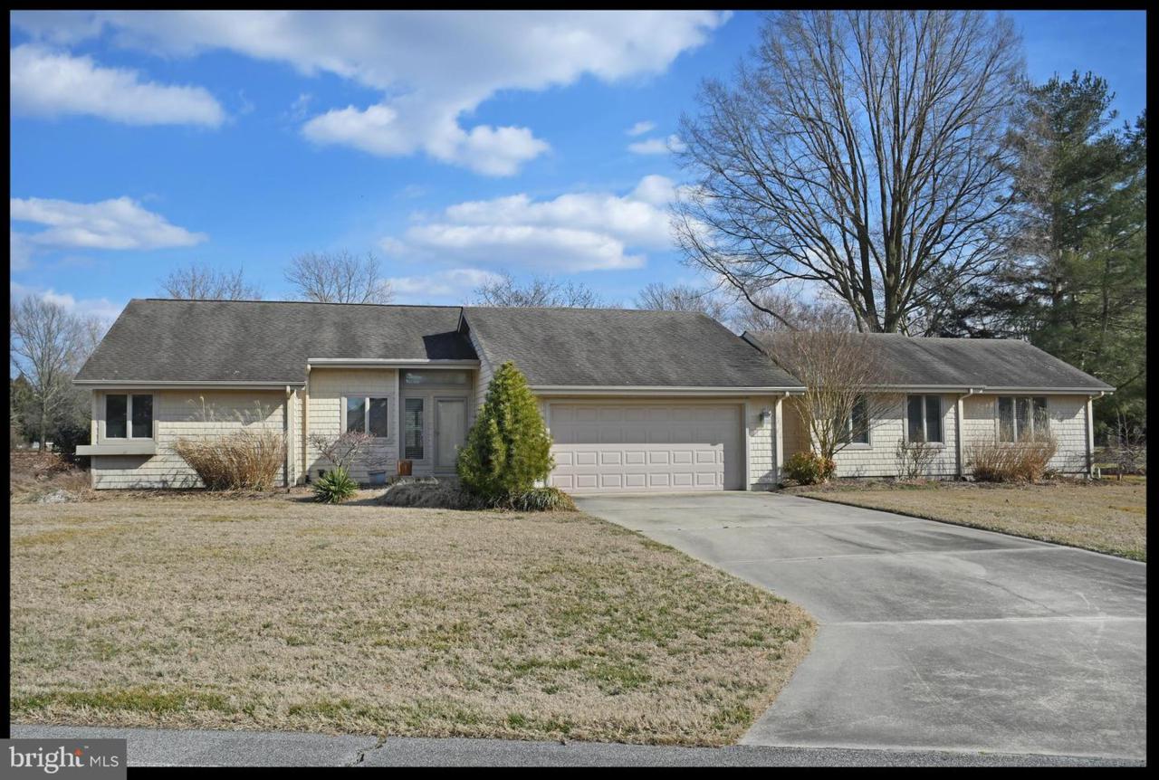 31 Horseshoe Drive - Photo 1