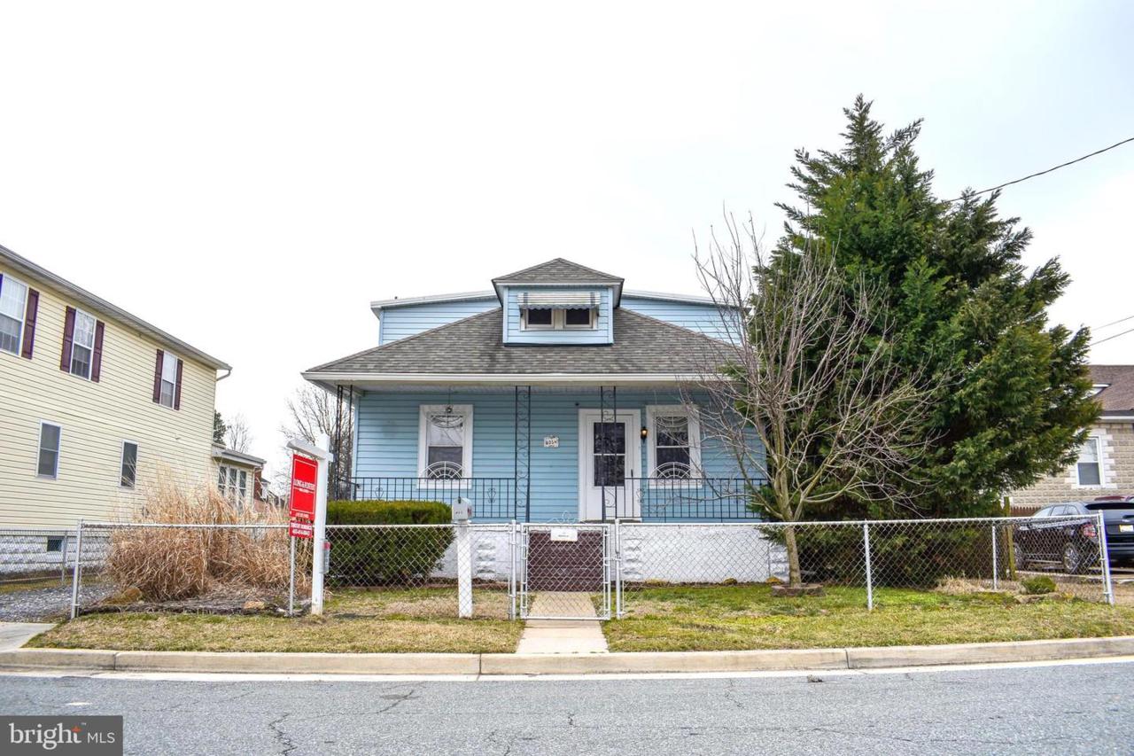 405 Maryland Avenue - Photo 1
