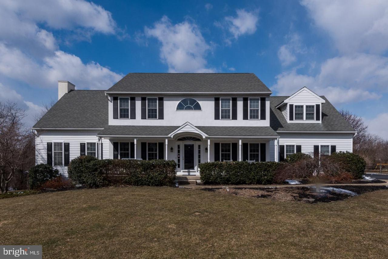 107 Stonegate Drive - Photo 1