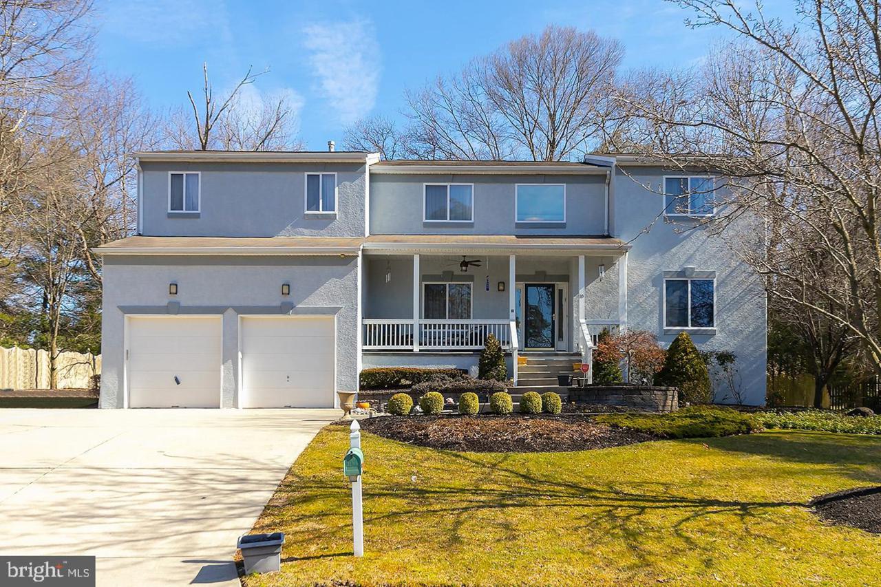 16 Holly Oak Drive - Photo 1