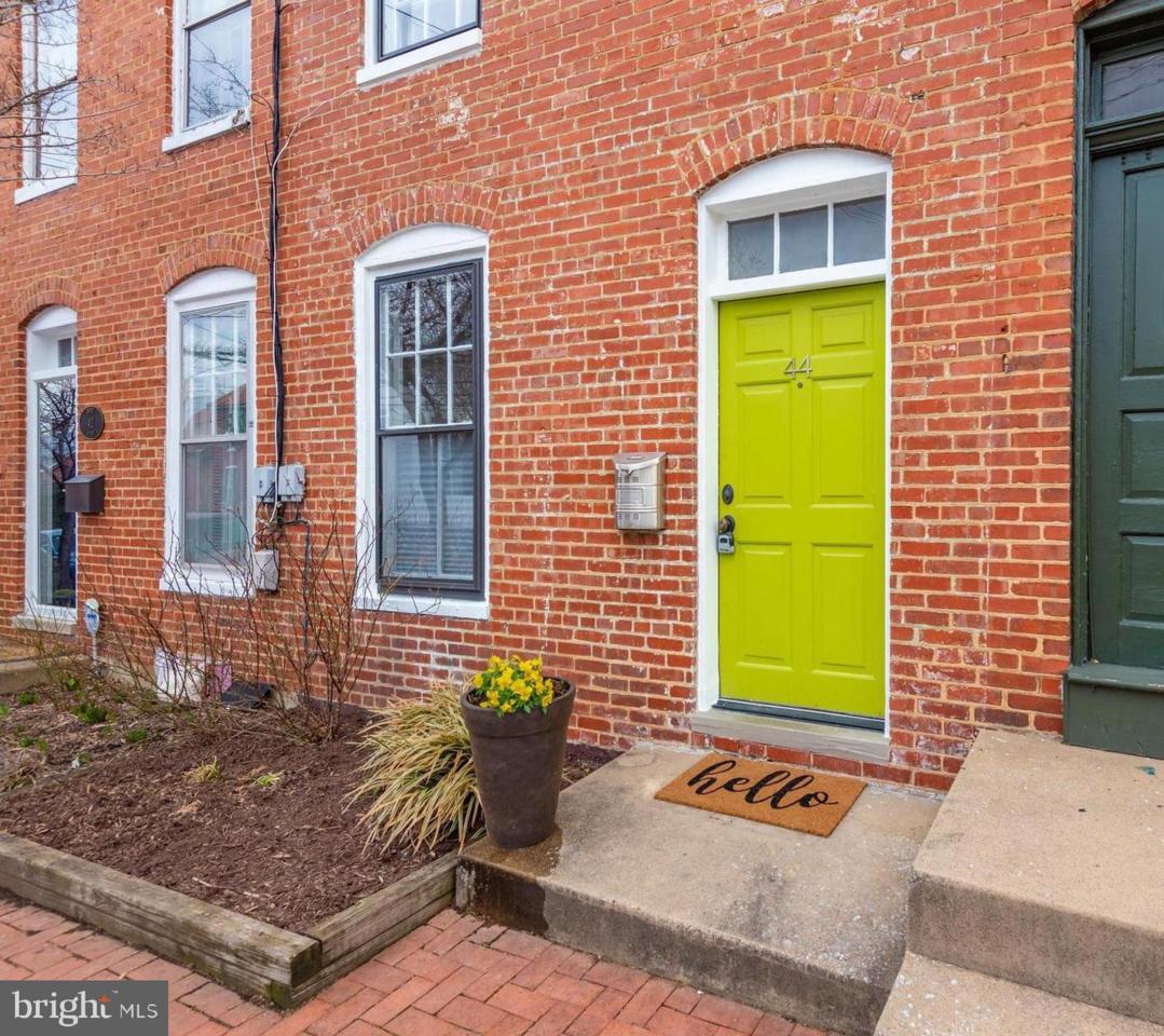 44 Bentz Street - Photo 1