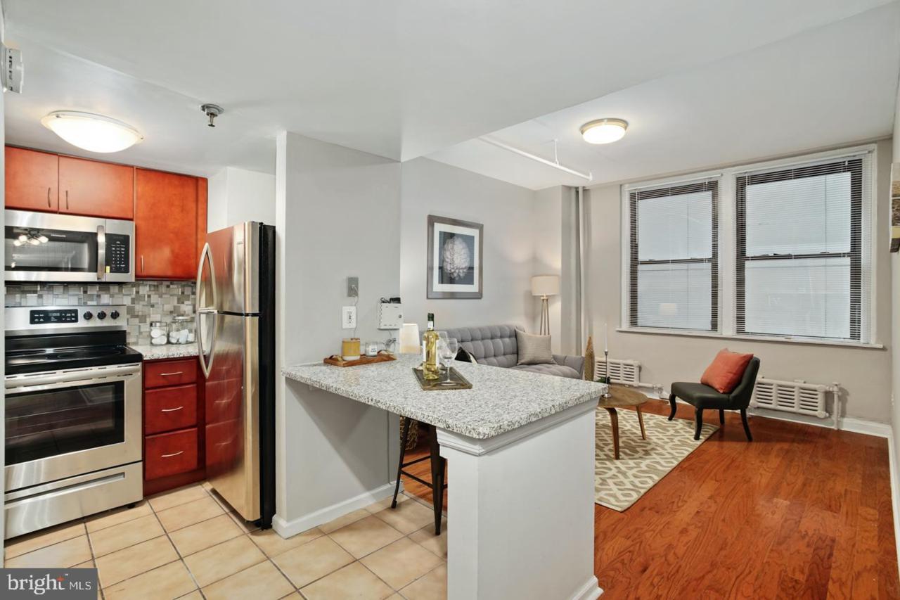 1324 Locust Street - Photo 1