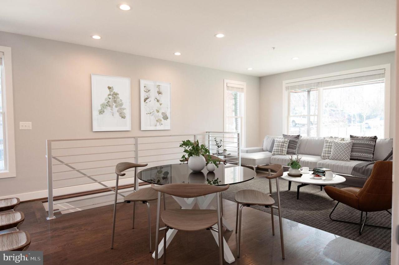 37 Missouri Avenue - Photo 1