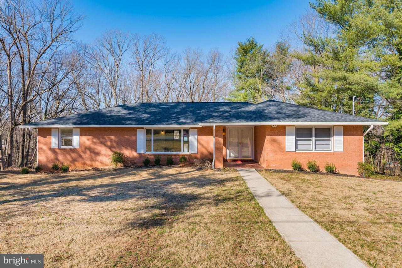 302 Dungadin Road - Photo 1