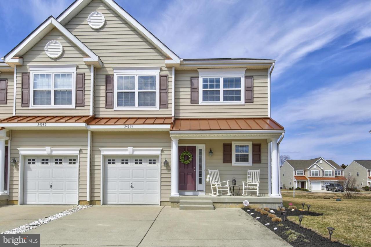 34391 Bronze Street - Photo 1