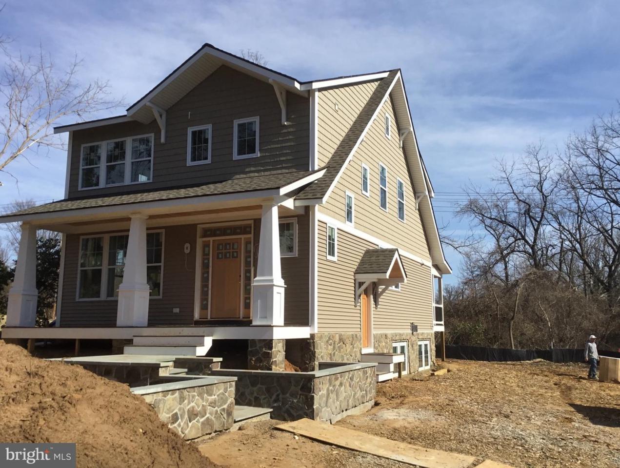 122 Giddings Avenue - Photo 1