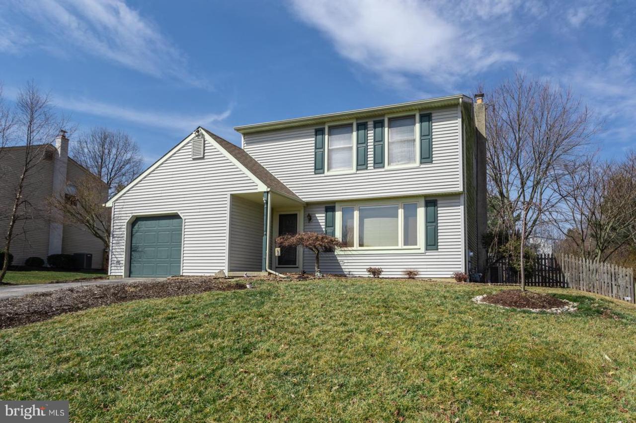 421 Cheswyck Drive - Photo 1