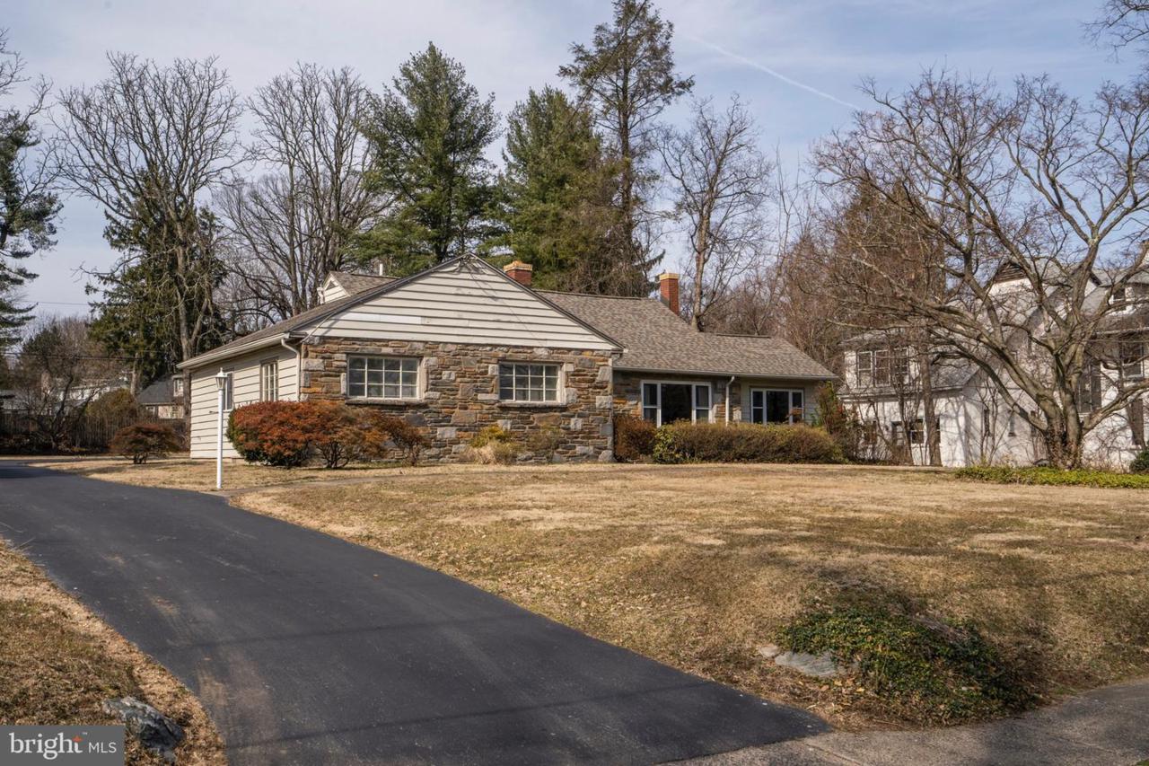 671 Highland Avenue - Photo 1