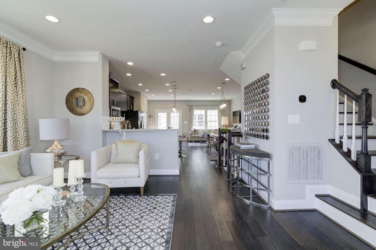 10116 Hutzell Street - Photo 1