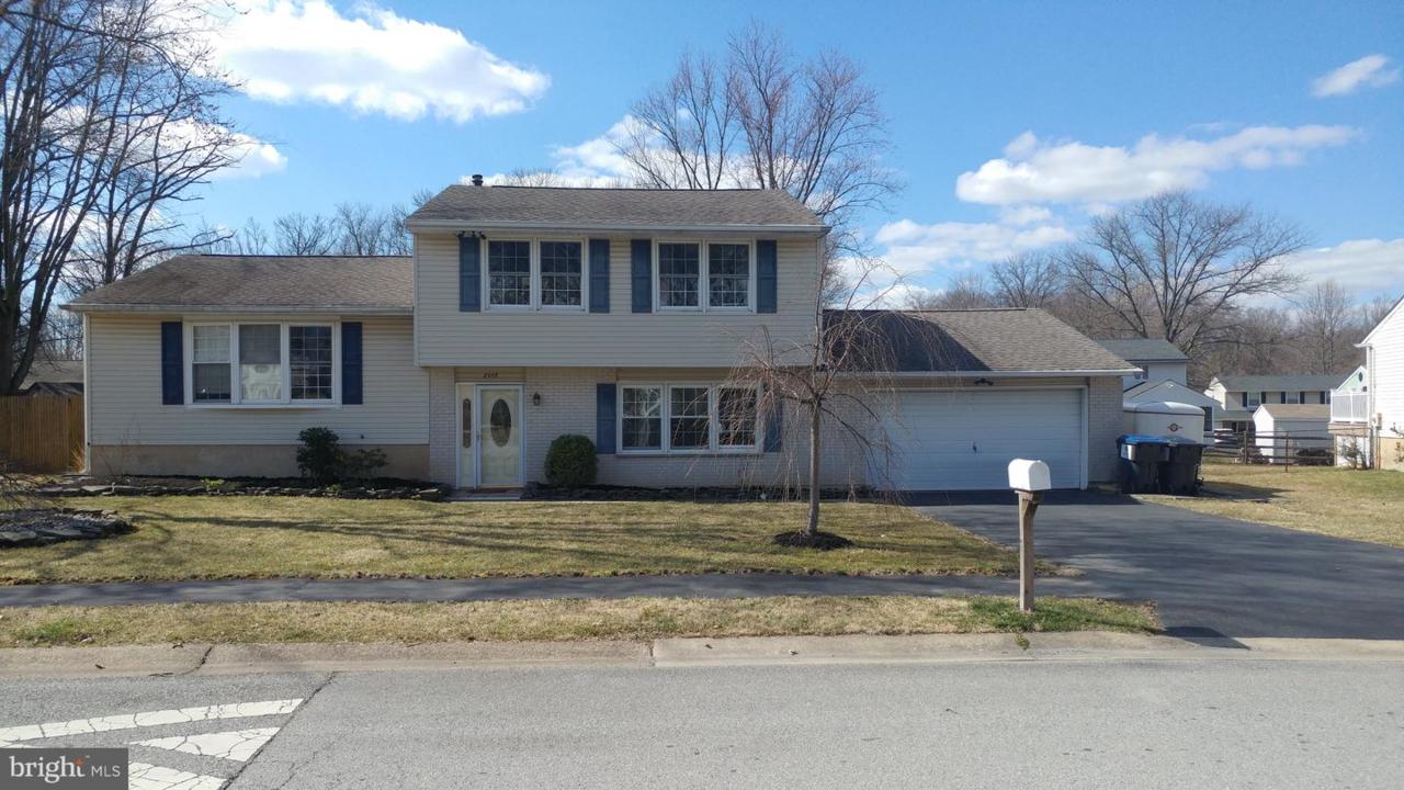 2505 Wexford Drive - Photo 1