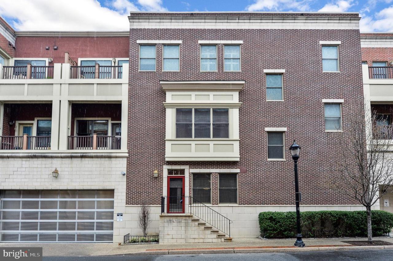615 Atlantic - Photo 1