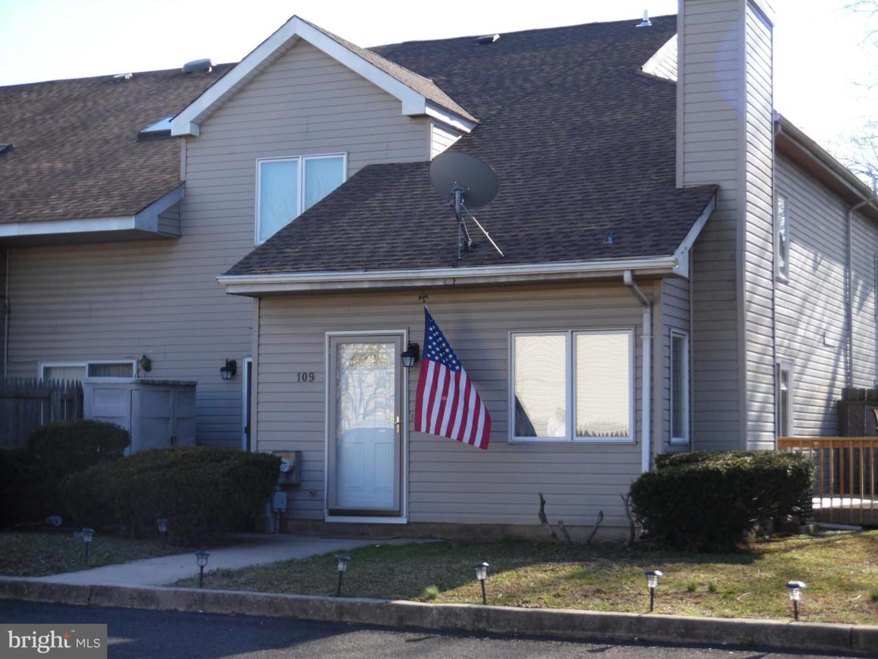 109 Chambers Street - Photo 1