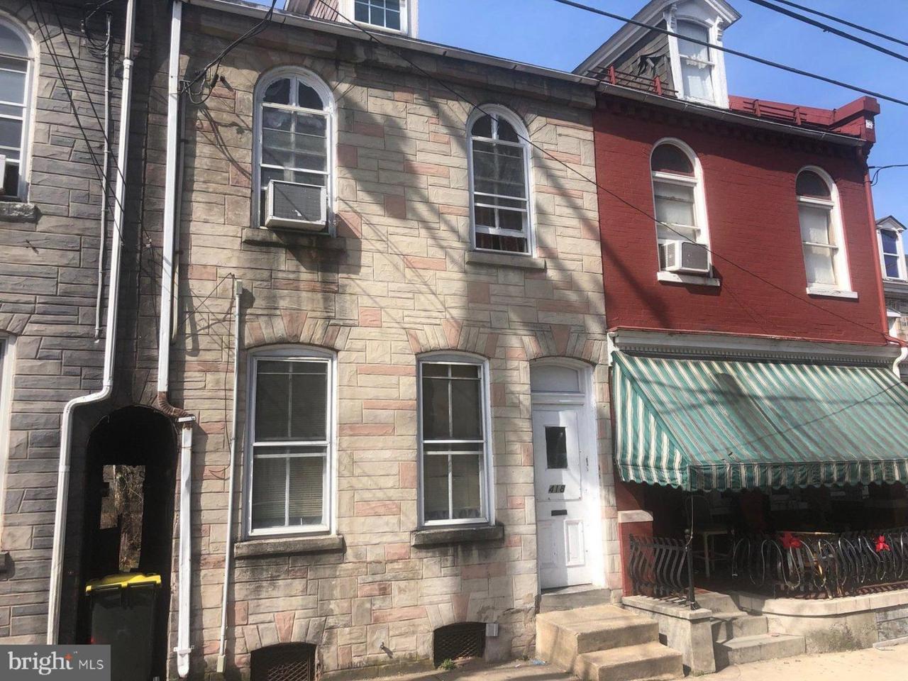 418 Prince Street - Photo 1