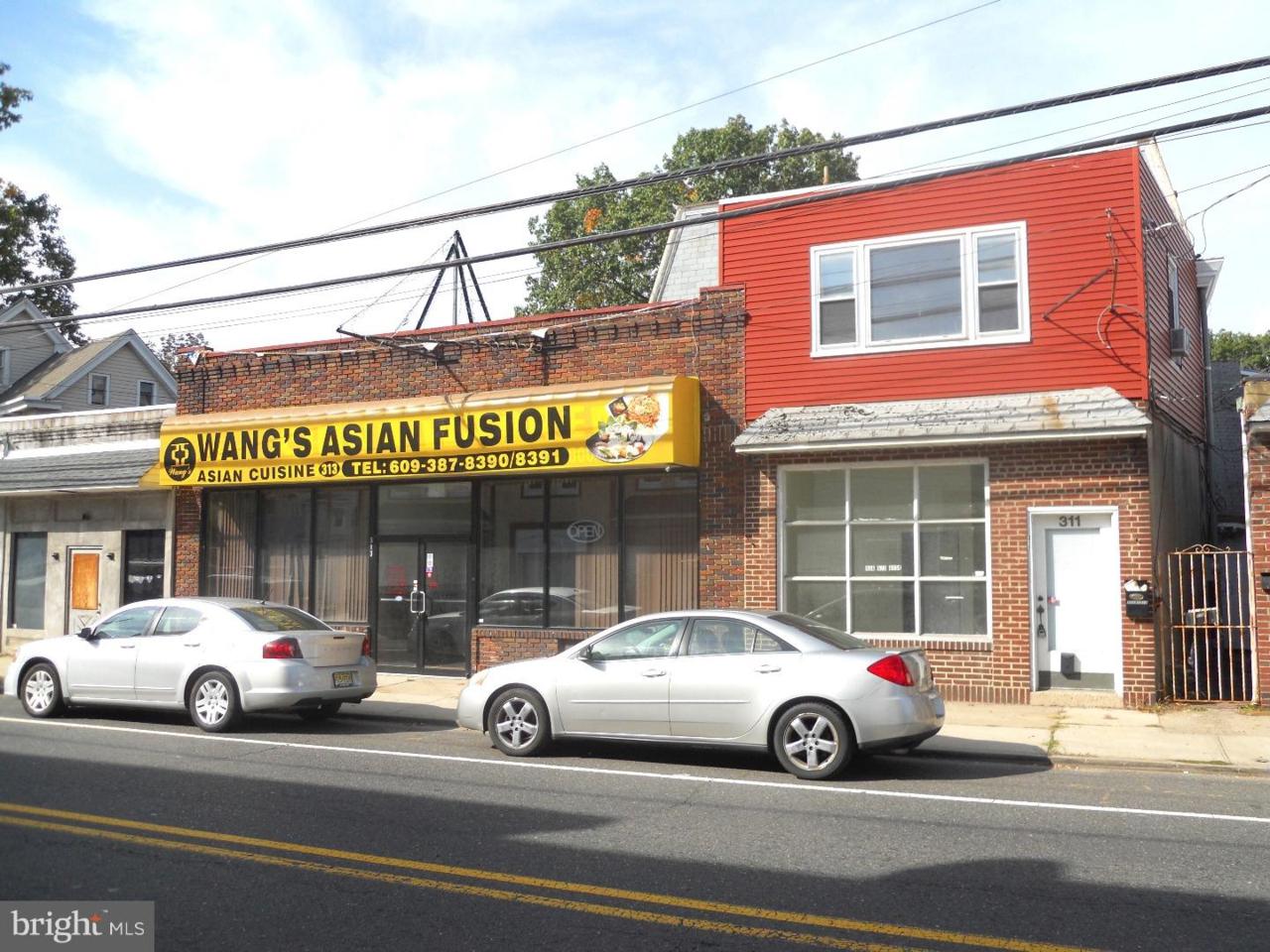 309-313 Warren Street - Photo 1