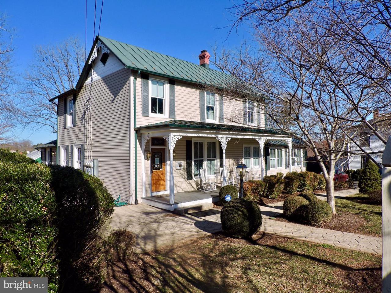 402 West Street - Photo 1