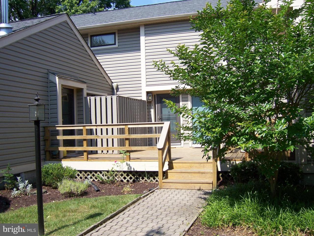 18 Mariners Way - Photo 1