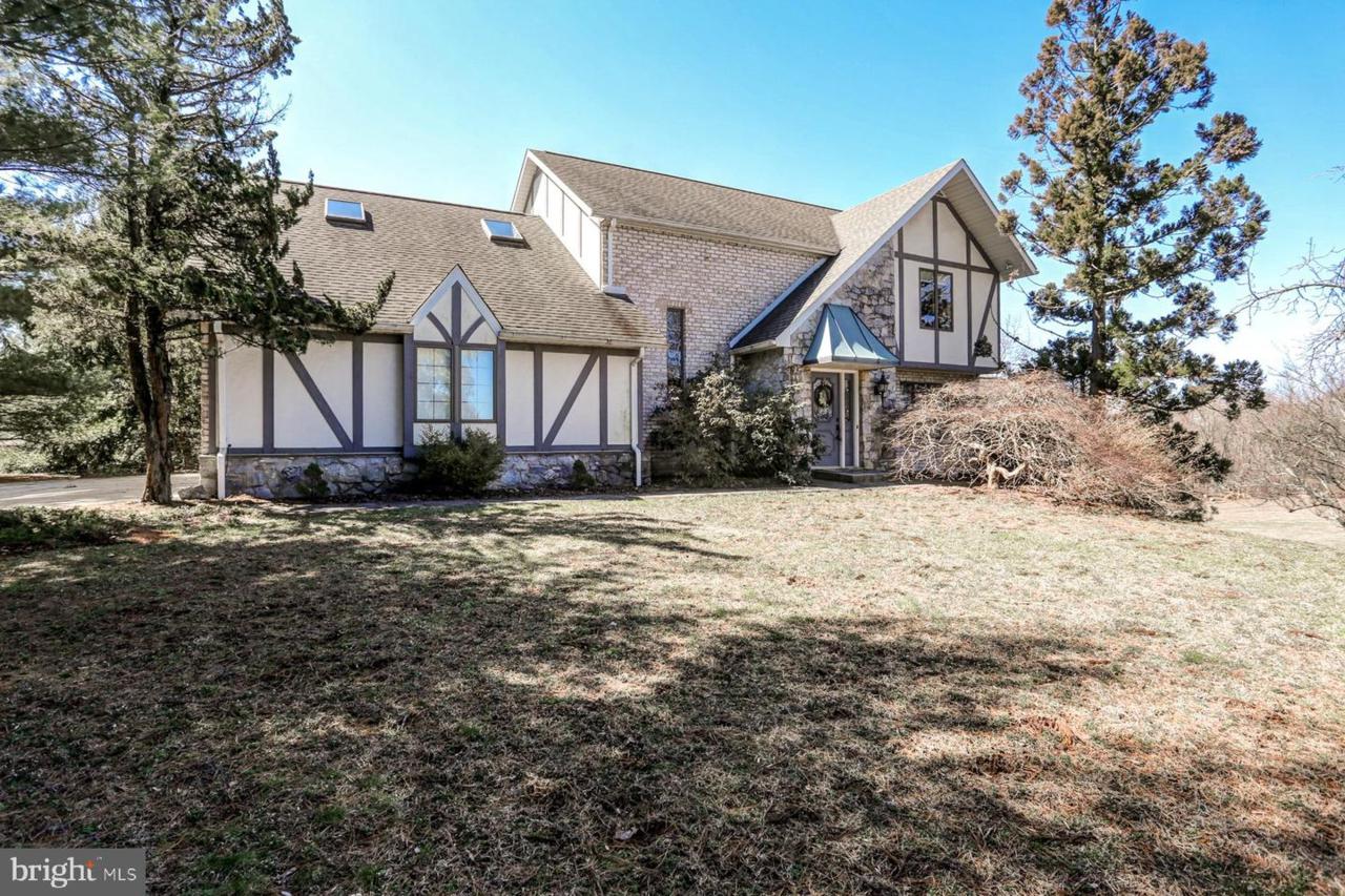 1140 Sassafras Lane - Photo 1