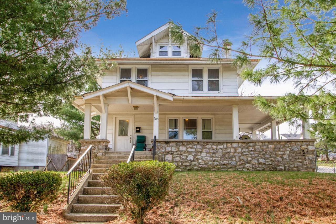 800 Stirling Street - Photo 1