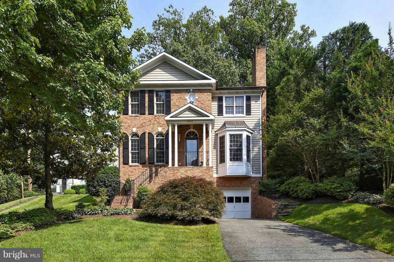 6025 Grove Drive - Photo 1