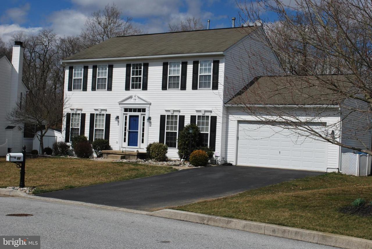52 Allsmeer Drive - Photo 1