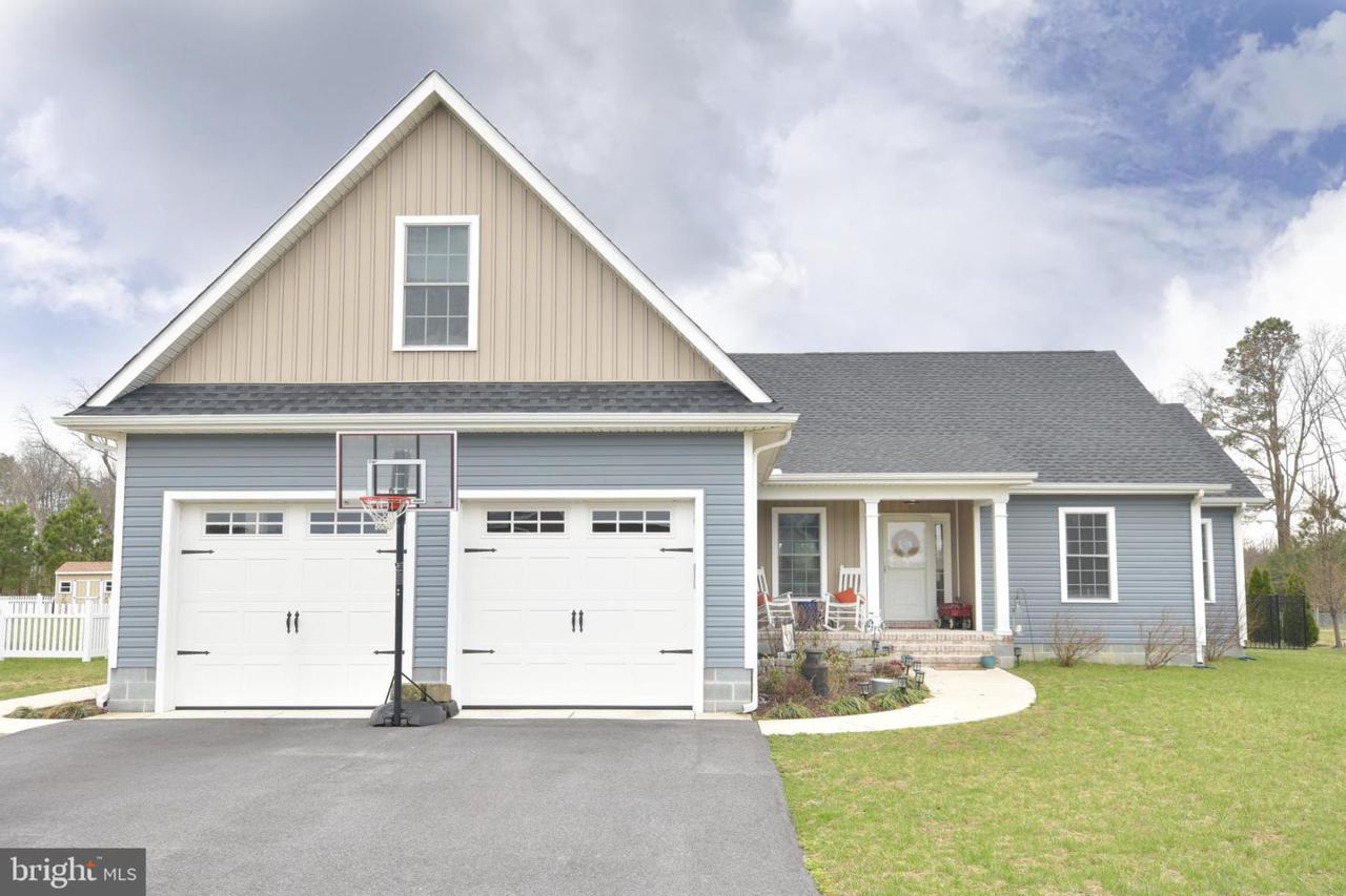 271 Sierra Circle - Photo 1