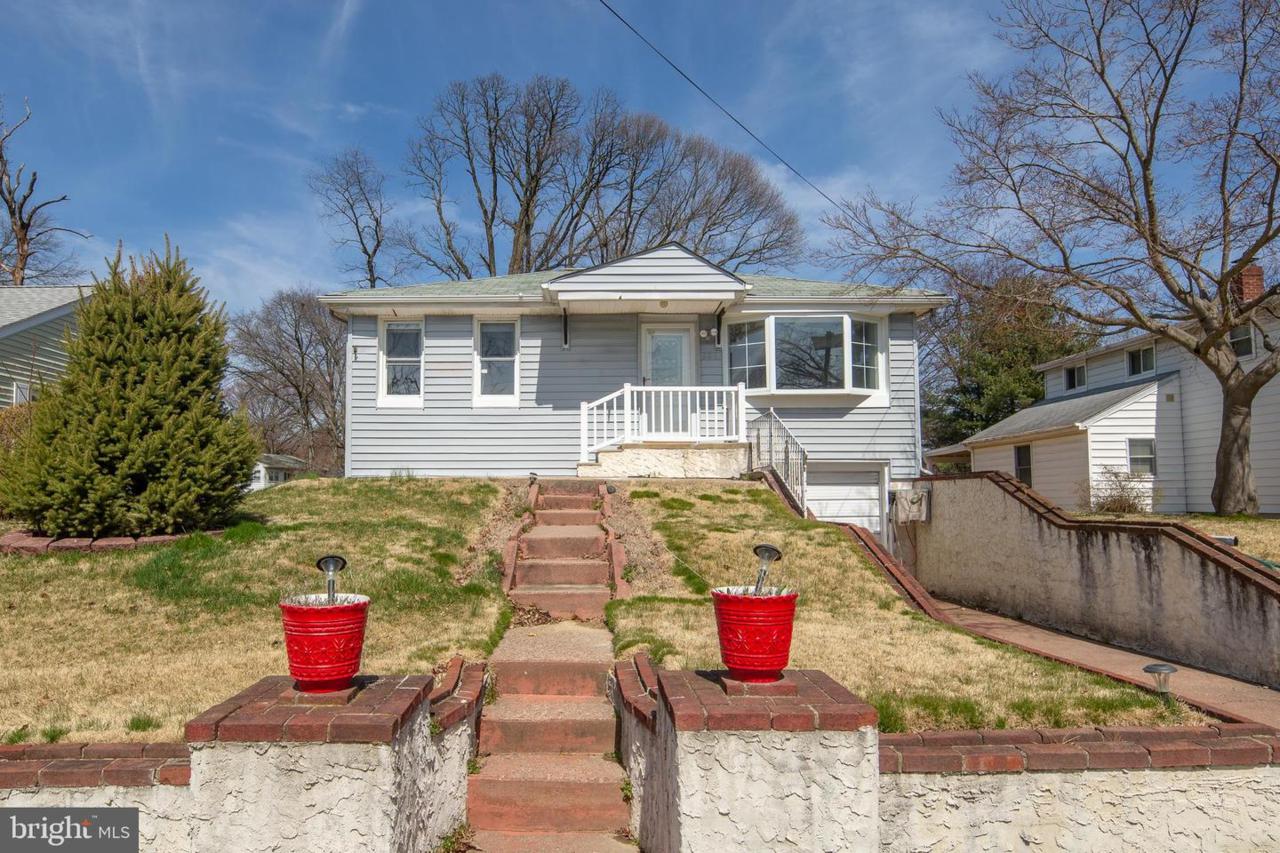702 Pennsylvania - Photo 1